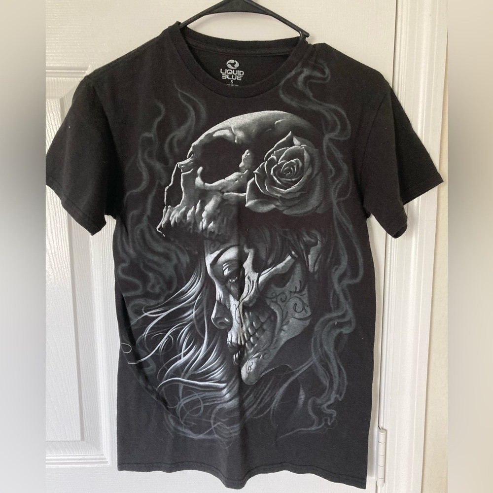Liquid Blue Skull With Rose In Hair T Shirt S